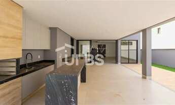 Imagem 2: Alphaville Araguaia - Sobrado 5 quartos, sendo 5 suítes