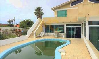 Imagem 5: Sobrado contando com 310 metros quadrados de área construída com 05 dormitórios