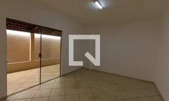 Imagem 3: Casa para Aluguel - Vila União, 3 Quartos, 428 m2