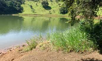 Imagem: Terreno com acesso direto para a represa