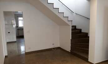 Imagem 2: Sobrado para venda possui 140 metros quadrados com 3 quartos em Jardim da Glória - São Pau