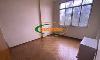 Imagem 1: 28119) Rua Doutor Satamini - Tijuca