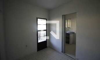 Imagem 4: Casa para Aluguel - Paraíso, 1 Quarto, 30 m2