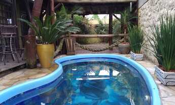 Imagem 2: Casa na praia de Picarras c/ vista p/ mar,5 qts,3wc,banheira,sinuca e piscina