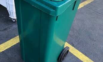 Imagem 2: Carro Coletor 120L