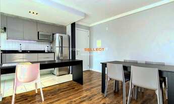 Imagem 2: Apartamento para venda possui 55 metros quadrados com 2 quartos em Rebouças - Curitiba - P