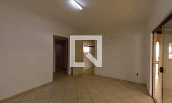 Imagem 2: Casa para Aluguel - Vila União, 3 Quartos, 428 m2