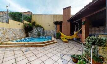 Imagem 4: Porto Alegre - Casa Padrão - Paternon