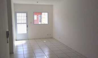 Imagem 2: Vendo cada em condomínio fechado