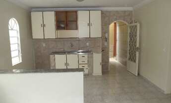 Imagem 7: Brazil Imobiliária Vende um Sobrado com Habite-se na Quadra 216 de Santa Maria