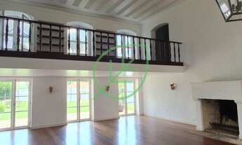 Imagem 6: Espetacular casa em estilo colonial na Chácara Flora