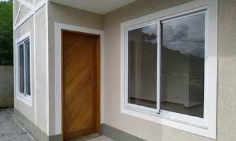 Imagem 2: Casa de condomínio para venda possui 138 metros quadrados com 4 quartos