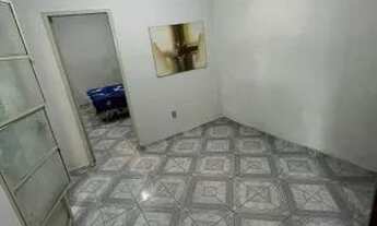 Imagem 2: Linda Casa de 1 Quarto no Fonseca rua fechada