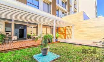 Imagem 2: No Melhor Edifício da Cidade Baixa! Apartamento com Pátio gramado de 80m²