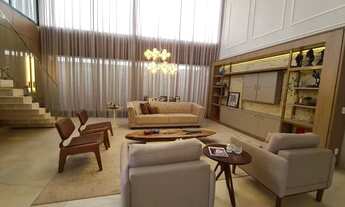 Imagem 6: Condomínio Jardim Versailles, Casa 4 Suítes, sendo 3 Suítes no Térreo, Alto Padrão, Oportu