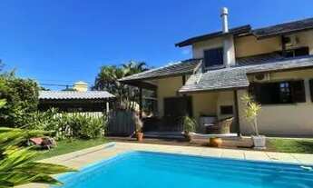 Imagem 6: Casa para venda possui 270 metros quadrados com 4 quartos em Centro - Peruíbe - SP