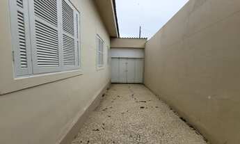 Imagem 2: Casa Central Casa com 4 dormitórios