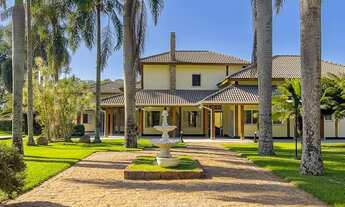 Imagem 6: Casa de condomínio térrea para venda possui 600 metros quadrados com 4 quartos