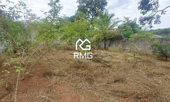 Imagem 6: Lote grande com casa para venda com 680 metros quadrados em Trevo - BH