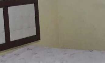 Imagem 2: Alugo um quarto grande