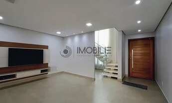 Imagem 3: Casa à venda com três suítes no condomínio Dona Lucilla na cidade de Indaiatuba