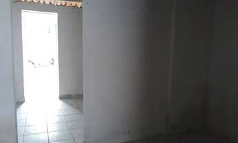 Imagem 5: CASA COM QUARTO, COZINHA, SALA, BANHEIRO E QUINTAL, LOCALIZADA NO BAIRRO VILA ELLERY, ENTR