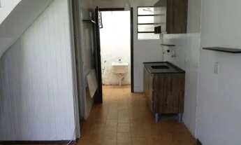 Imagem 3: Casa de condomínio sobrado para aluguel possui 50 metros quadrados com 1 quarto