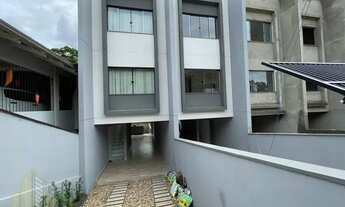 Imagem: Sobrado no bairro Velha Central, Blumenau