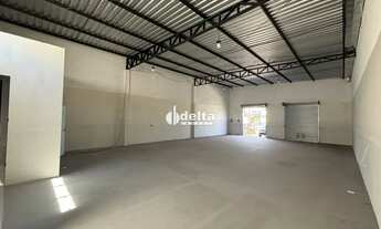 Imagem 4: Galpão Comercial disponível para locação no bairro Jardim Botanico em Uberlândia - MG
