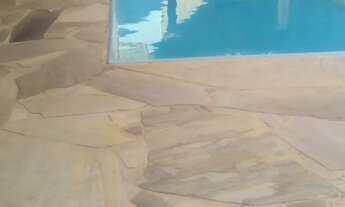 Imagem: Alugo casa térrea em temporada no Bairro