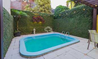 Imagem: Casa com 253 m² privativos com 4 dormitórios