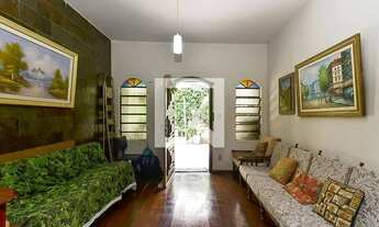 Imagem: Casa à Venda - Sagrada Família, 5 Quartos