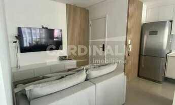 Imagem 3: Apartamento com localização privilegiada, com sacada gourmet e repletos de armários