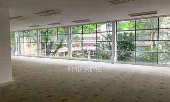 Imagem 4: Prédio Comercial Versátil para Locação: Ideal para Escritórios, Educação, Logística e Even