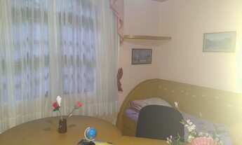 Imagem 2: Quarto individual mobiliado exclusivo e banheiro privativos em casa aconchegante