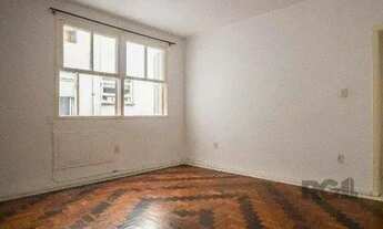 Imagem 3: Apartamento amplo e bem localizado de 2 dormitórios+dependência