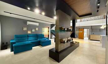 Imagem 5: Casa de alto padrão à venda ou locação, com 5 amplas suítes em um terreno com 900 m2, Cond