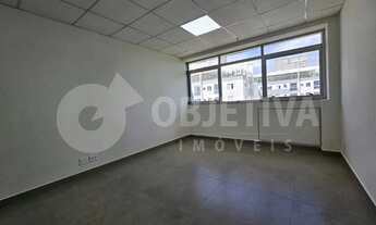 Imagem 2: Alugo sala comercial nova no espetacular Innovatti Center em excelente localização no bair