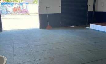 Imagem 4: Sala de comércio,com duas casas