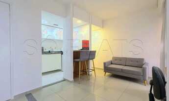 Imagem 2: Flat totalmente equipado no Q.I, com 1 dormitório e 1 vaga em Moema, disponível para locaç