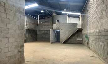 Imagem 2: Imóvel para venda tem 360 metros quadrados em Arvoredo - Contagem - MG