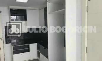 Imagem 4: JBB303191 Barra da Tijuca Jardim Oceânico 3 Quartos Próximo Praia 3 Vagas
