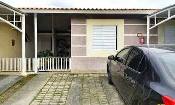 Imagem: Casa Com 3 Quartos e 2 Vagas de Garagem