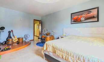 Imagem 7: Casa Espaçosa e Moderna em Localização Privilegiada com Piscina e Área Gourmet! M83S