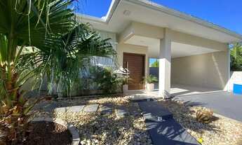 Imagem 2: CASA SEMI-MOBILIADA NA PEDRA BRANCA, COM 03 DORMITÓRIOS C/SUÍTE, ÁREA GOURMET