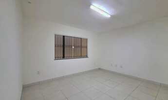 Imagem 7: Casa localizada a apenas 50 metros da Avenida Edilson Brasil Soares