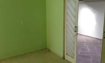 Imagem 2: Casa Barcelona 3 comodos com laje e piso frio casa toda e garagem 2 carros