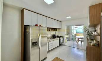 Imagem 7: Seu Novo Lar no Jardim Atlântico: Casa Duplex com 3 Quartos e Piscina!