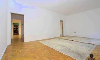 Imagem 2: Porto Alegre - Casa Padrão - Auxiliadora