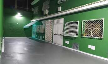 Imagem: Nilópolis casa no centro com 2 quartos